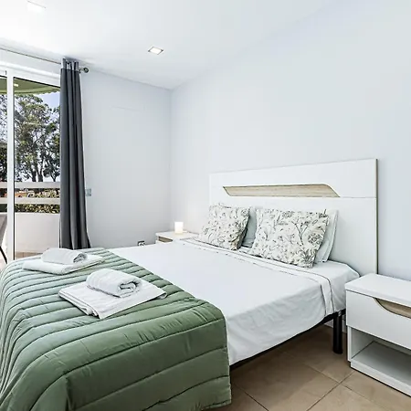아파트 Beachfront Bliss Balcony 포티마오